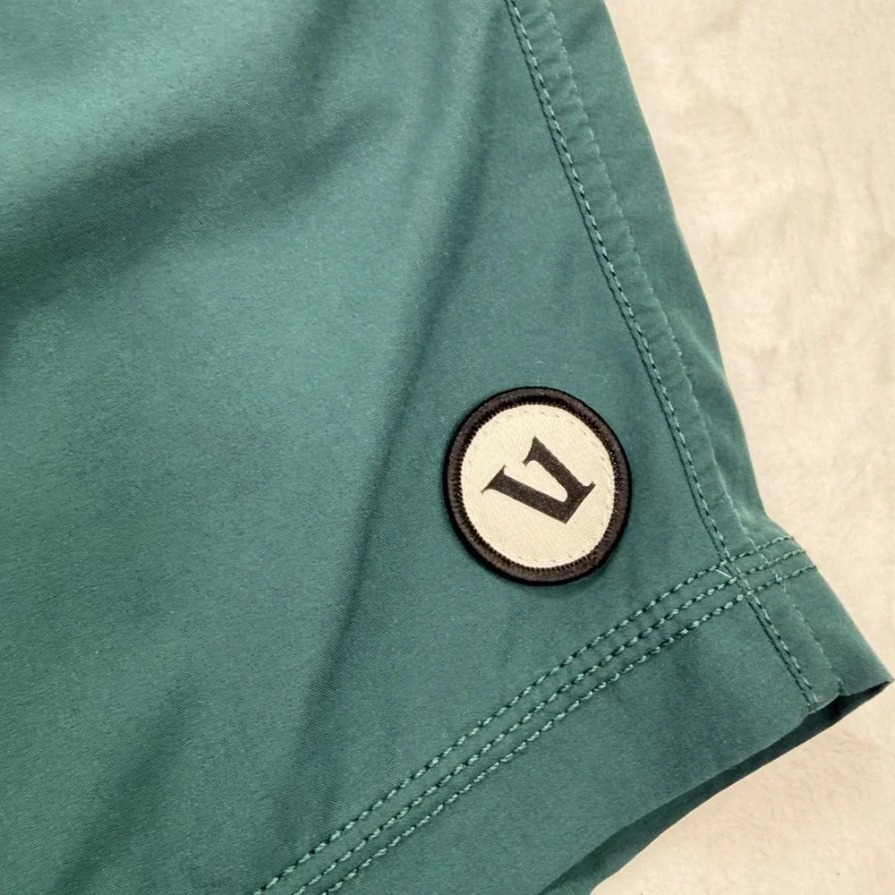 Vuori Kore Athletic Shorts Forest Green Medium